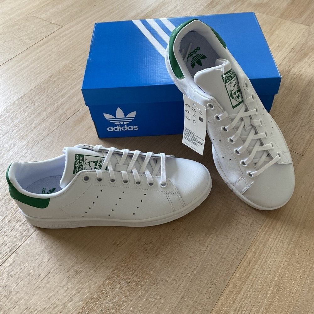 Adidas Classic White and Green Shoes